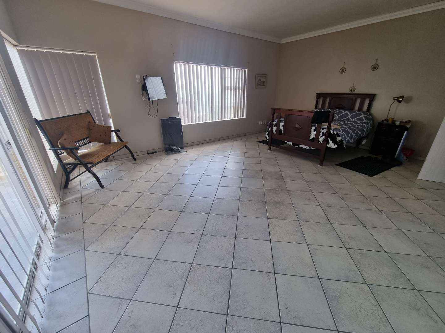 6 Bedroom Property for Sale in Dana Bay Western Cape